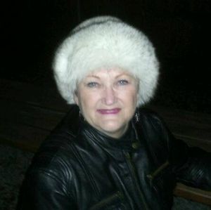 Meet your Posher, Loyce